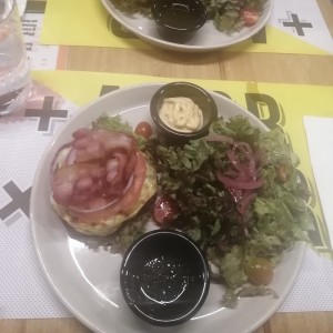 la Famosa "Keto Burger"