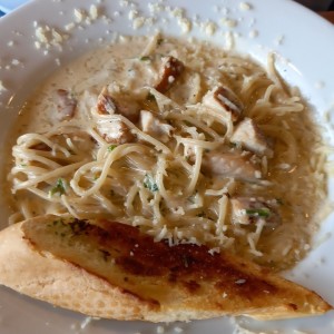 pasta con pollo