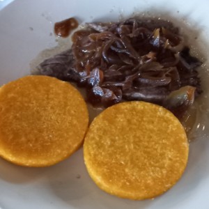 Bistec con tortillas