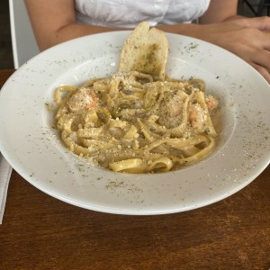 Pastas - Alfredo Con Camarones