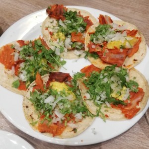 tacos al pastor 