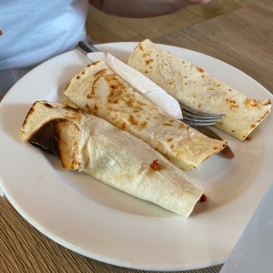 Tacos al pastor en tortilla de harina