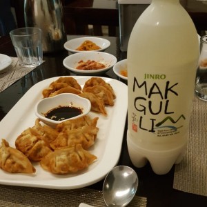 Mandi y makgeolli