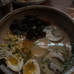 Tonktosu Ramen