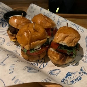 mini burgers