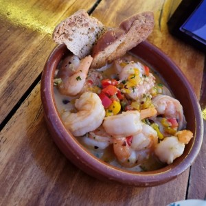 camarones al ajillo 