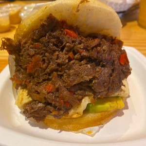 Arepa de cuatro Sabores