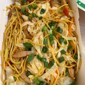 chow mien de puerco