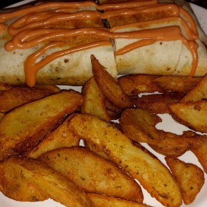 Wrap de Pollo con Papita Fritas