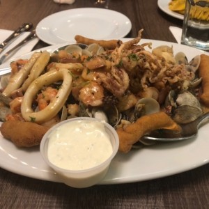 picada de mariscos mixtos