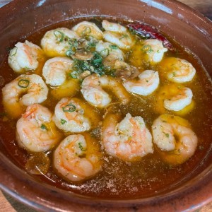 camarones al ajillo