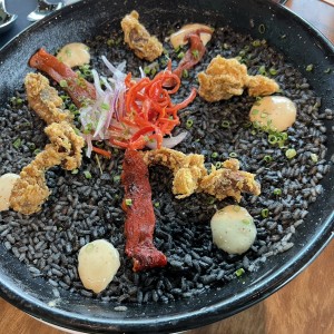 Arroz negro con pulpo 