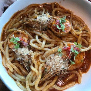 Linguinis en salsa de langostinos