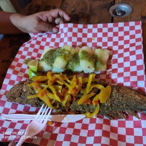 pescado frito en salsa scabetche