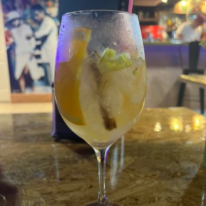 Sangria blanca