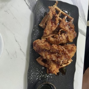 BRUNCH - Chicken y Waffles