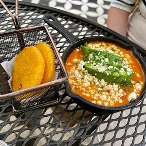 DESAYUNO - HUEVOS RANCHEROS