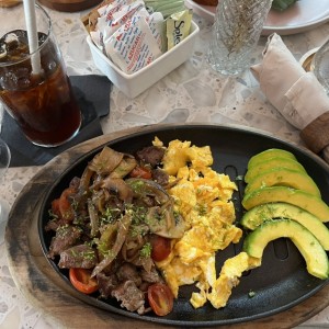 BRUNCH - BOB'S BREAKFAST (con aguacate en vez de papa)