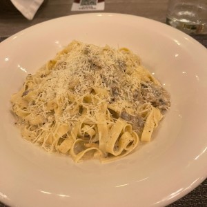 Pasta hongo y tartufo