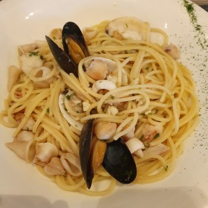 PRIMI PIATTI - SPAGHETTI ALLA MARINERA