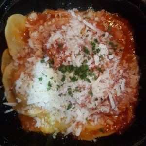 Pastas - Amatriciana Ravioli 