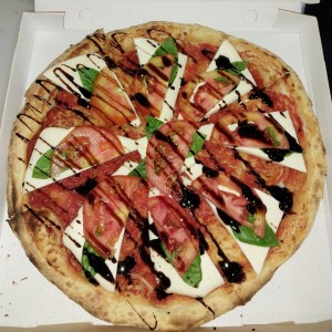 pizza caprese