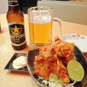 Karaage+cerveza