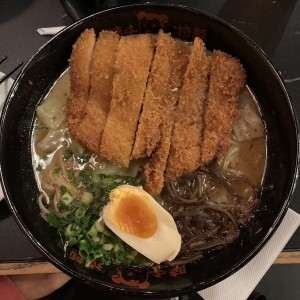 Tonkatsu ramen