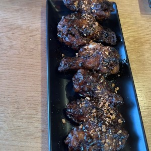 Black sesame wings