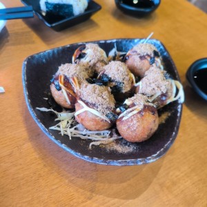 ENTRADAS - TAKOYAKI