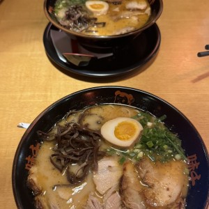 FIDEOS - TONKATSU RAMEN