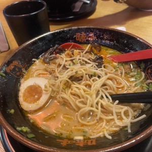 PICANTES - VOLCANO RAMEN