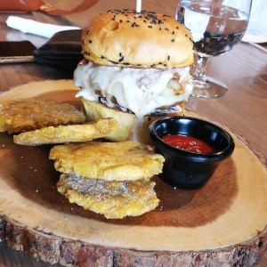 LOFT-GOLOSA BURGER