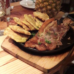 Pernil asado