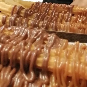 azucarados con dulce de leche y chocolate