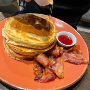 Desayunos - Pancakes & Bacon