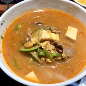 Sopa de pasta de frijol