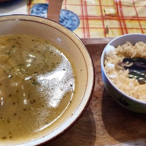 Sancocho Levantamuertos con Arroz