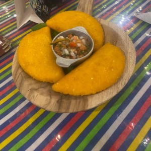 Empanadas mixtas de maiz