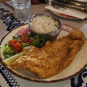 Filete de pescado con Arroz con Coco