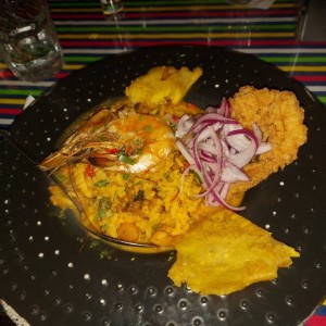 guacho de mariscos