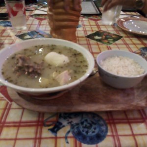 Sancocho Levantamuertos con Arroz