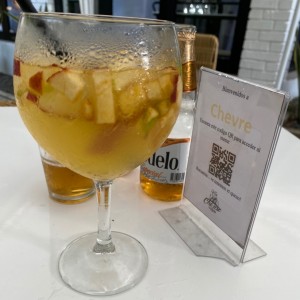 Sangria blanca