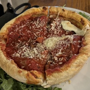 Pizza deep dish 