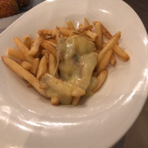 Truffled raglette fries