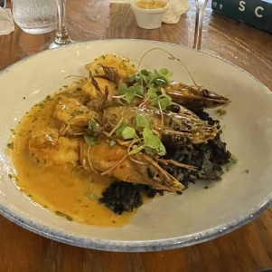 Langostino en salsa de coco 