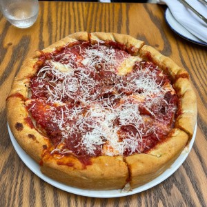 deep dish pizza 