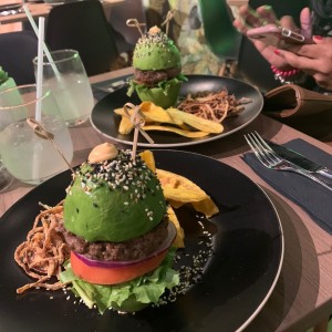 Avocado burguer. 