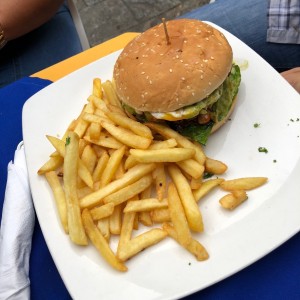 Hamburguesa Americana. 