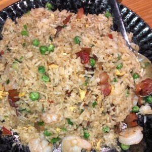 Arroz frito al estilo Yangzhou 